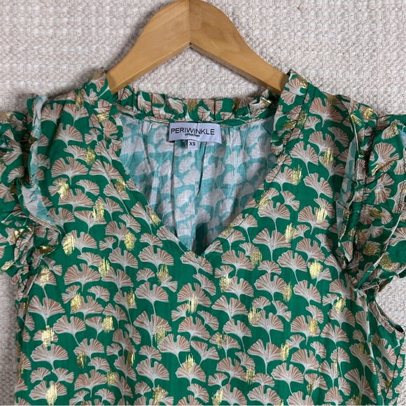 PERIWINKLE COLLECTION green and gold ginkgo print ruffled sleeve top XS - Picture 2 of 6